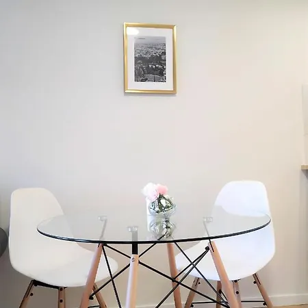 Anjo33 Flats Apartmán *
